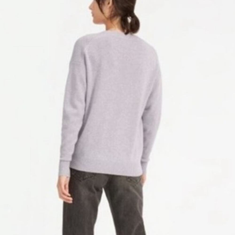 Everlane 100% Cashmere V-Neck Sweater Heathered Lavender Size Small - Picture 3 of 7
